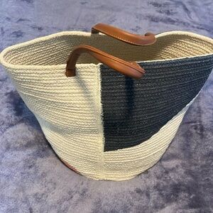 Woven bag